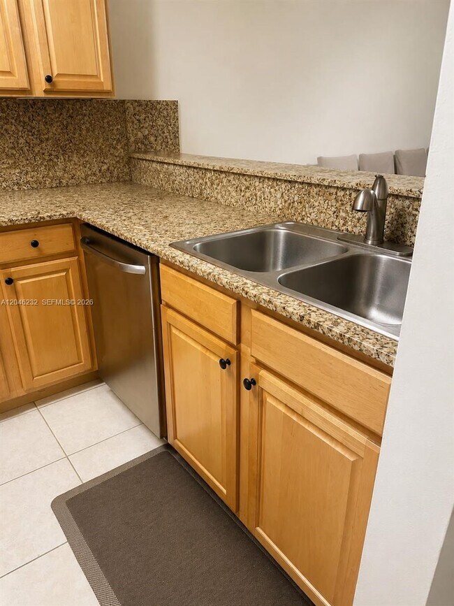 Foto del edificio - 7954 NW 41 Ct
