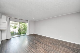 Building Photo - 505 Westcott St
