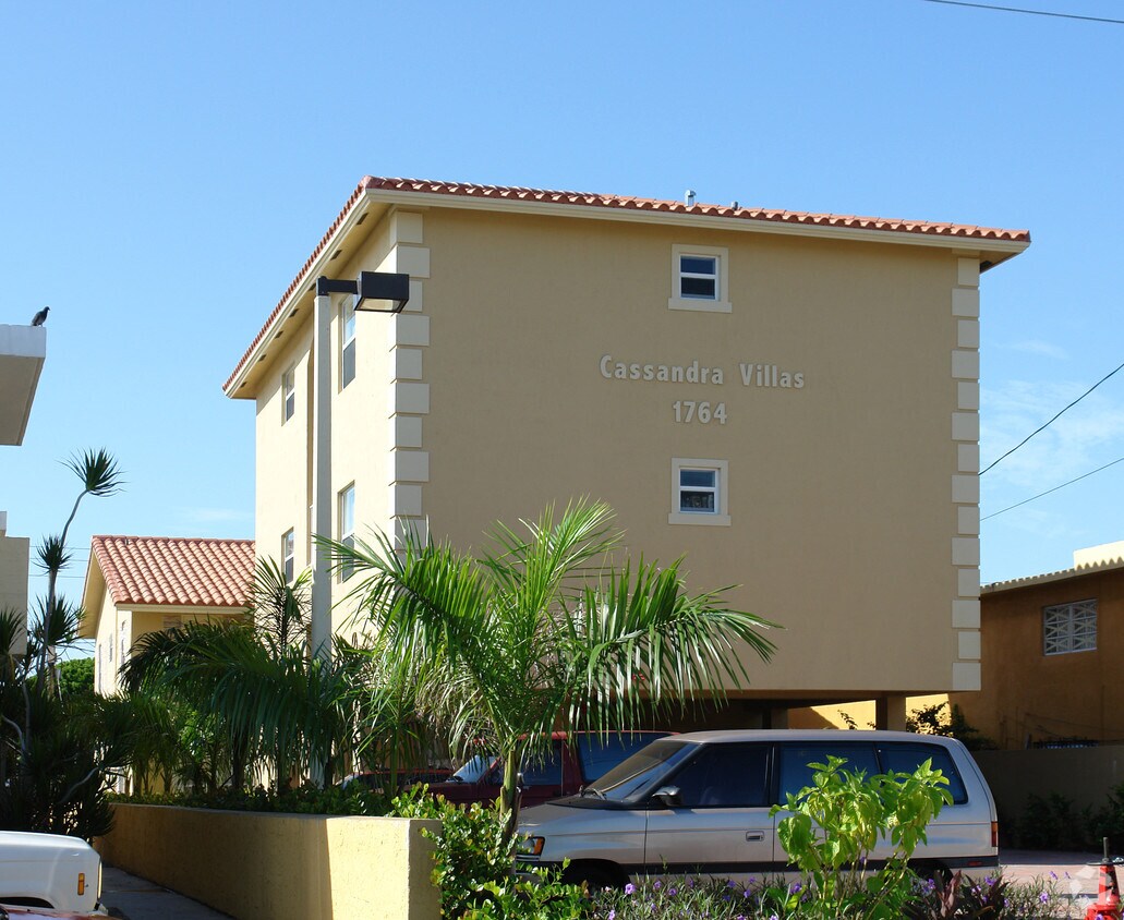 Building Photo - Cassandra Villas