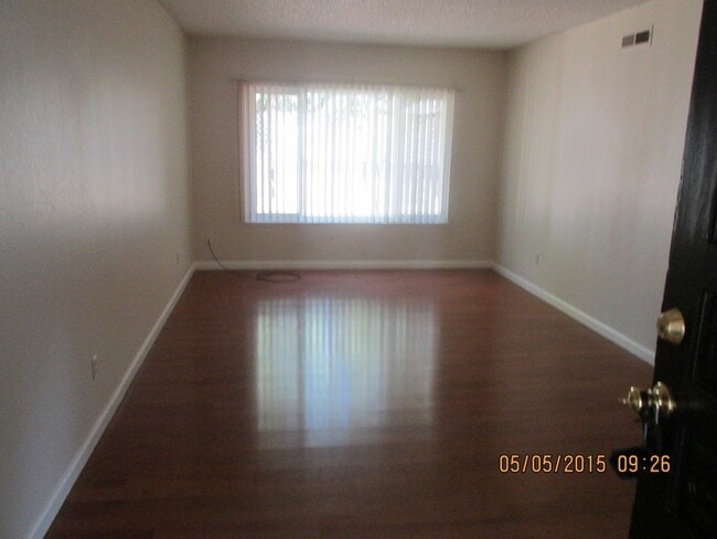 Building Photo - 1425 Chapala Way