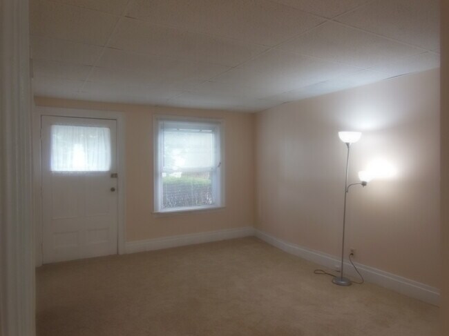 Foto del edificio - 196 Adam St