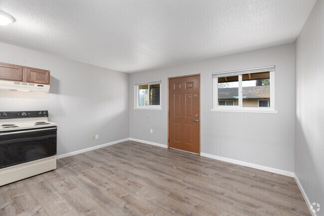 1HAB, 1BA - 600 ft² - Country Square