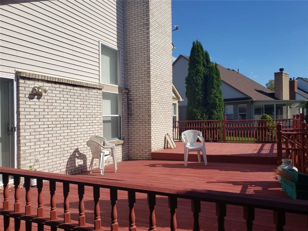 Building Photo - 2092 Woodbine Dr