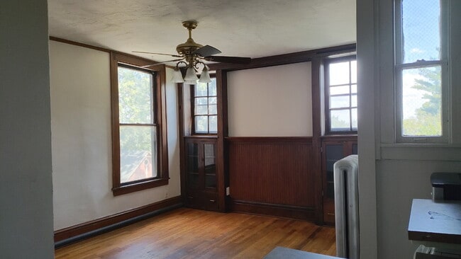 Building Photo - Charming 1 bedroom Apartment in Sherman Hill!