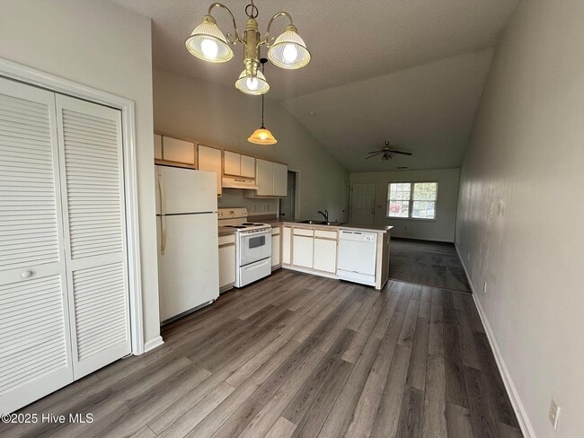 Building Photo - 101 Croatan Ct