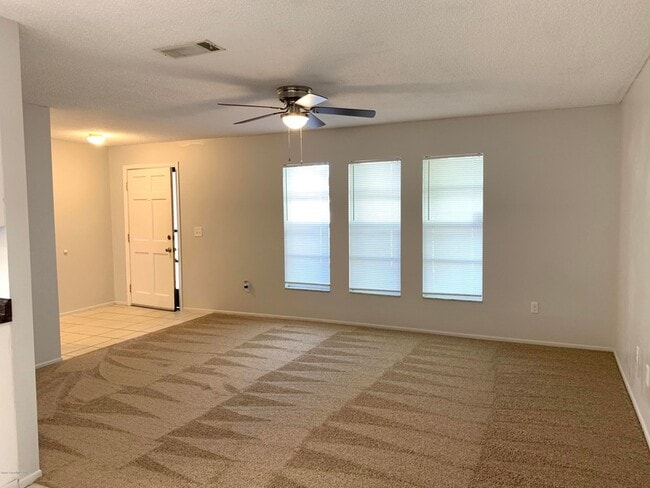 Foto del edificio - 609 Croton Rd