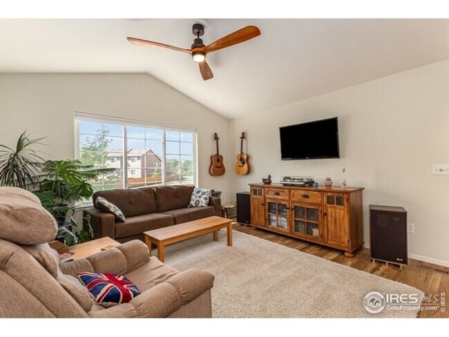 Foto del edificio - Room to Spread Out | Oversized 3-Car Garage + Prime South FoCo Location