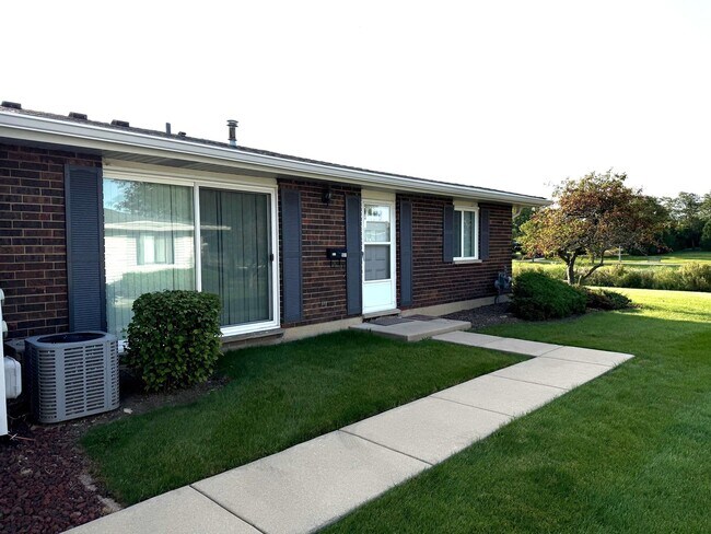 Building Photo - 931 Shattuck Ln