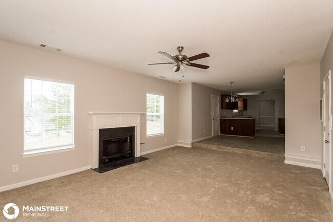 Building Photo - 1930 Boulder Gate Dr, Ellenwood, GA 30294