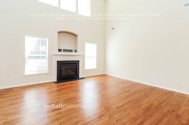 Foto del edificio - 2201 Baggins Ln
