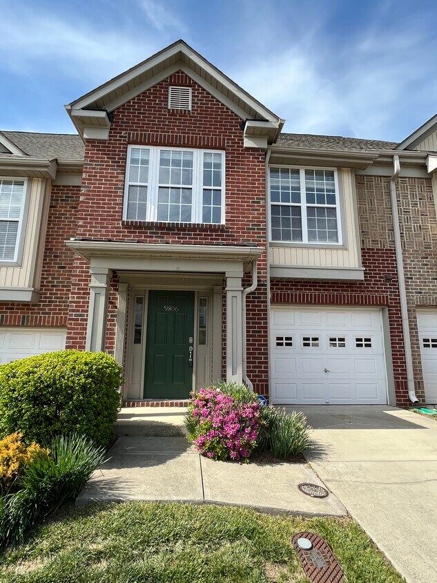 Primary Photo - 9806 Blackwell Dr