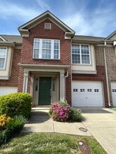 Building Photo - 9806 Blackwell Dr