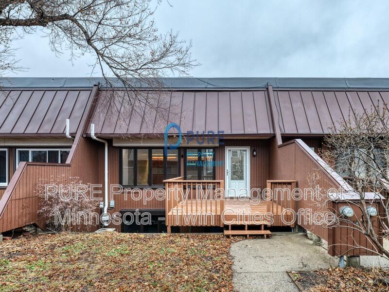 Primary Photo - 2421 S 9th St