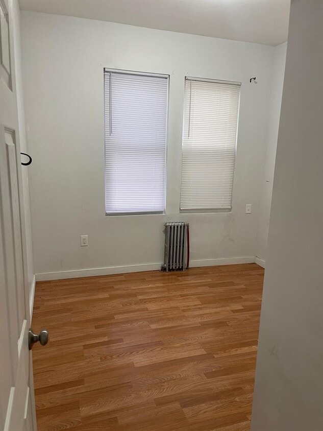 Building Photo - 19 Minerva Pl