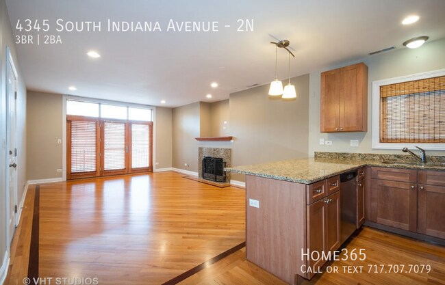Building Photo - Gorgeous 3 Bedroom, 2 Bath Condo.  You don...