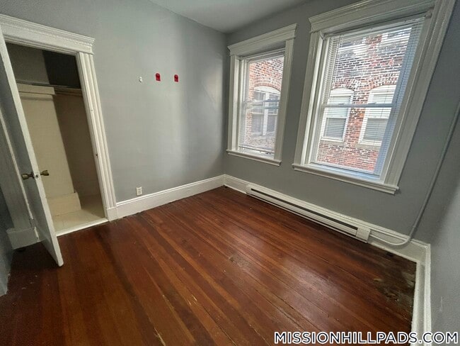 Building Photo - 881 Huntington Ave