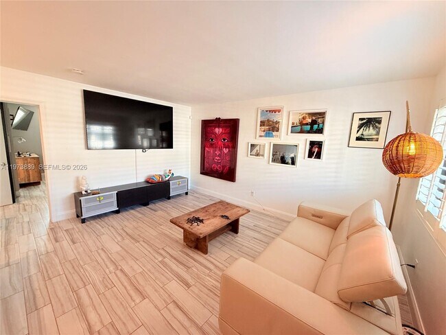 Foto del edificio - 2930 Day Ave