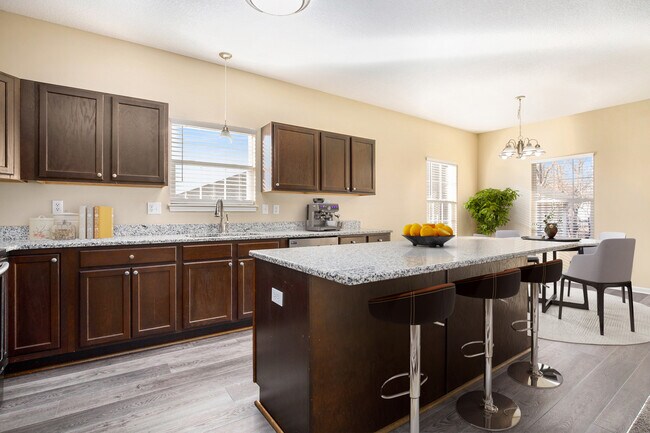 Foto del edificio - 8328 N Nodaway Ave