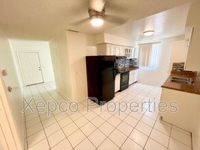 Building Photo - 13460 Quinta Way