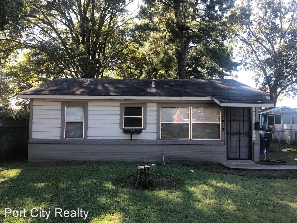 Primary Photo - 3 br, 1 bath House - 7610 Harris St.