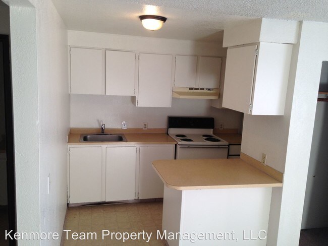 Building Photo - 1525 N 16th Ave