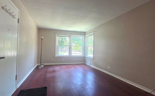 Building Photo - 8255 Kilpatrick Ave