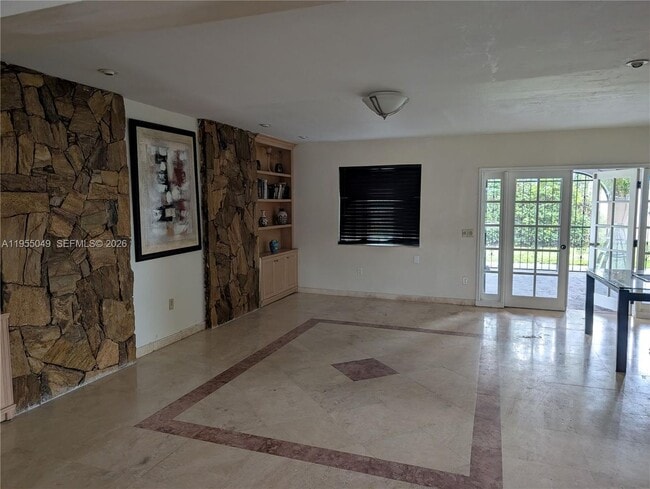 Photo - 1900 NE 186th Dr House