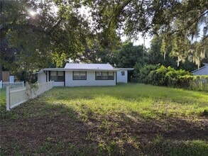 Building Photo - 1640 Salem Dr