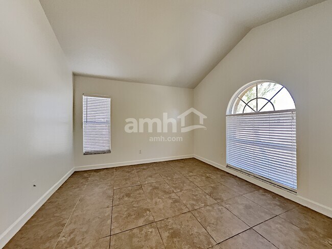 Building Photo - 2511 Fairhaven Drive
