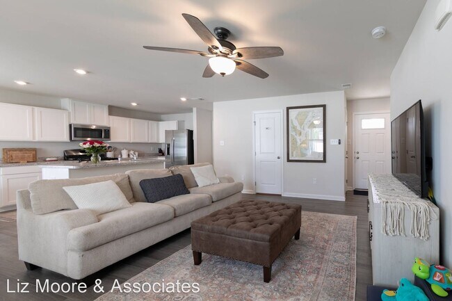 Building Photo - 4 br, 2.5 bath House - 1405 Marquis Parkway
