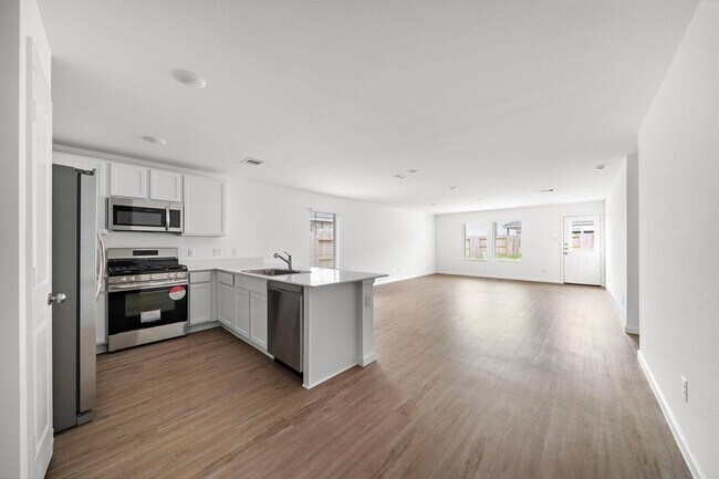 Foto del edificio - 27142 Breakaway Ln