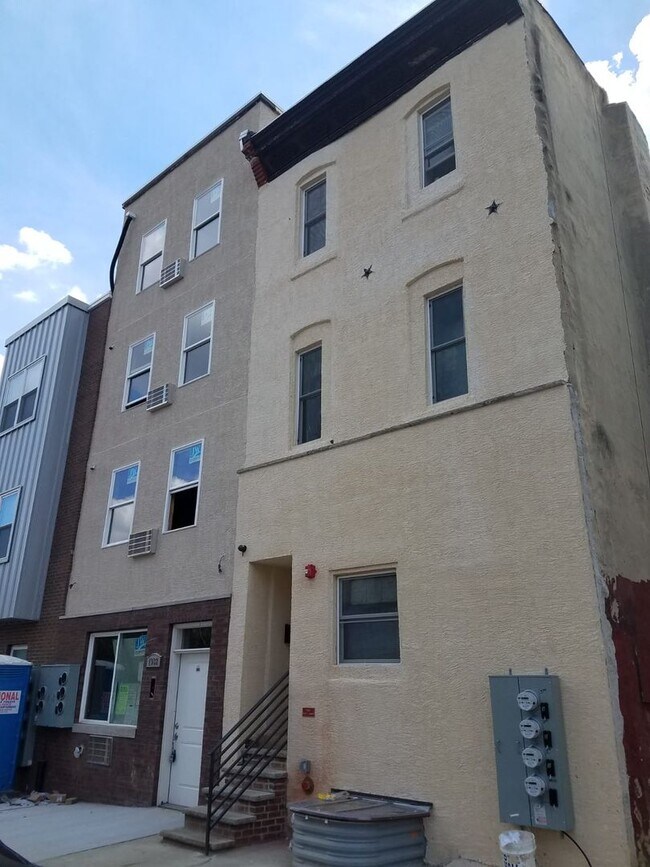 Foto del edificio - 1934 Cecil B. Moore Ave