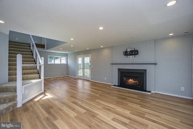 Foto del edificio - 2962 Strathmeade St