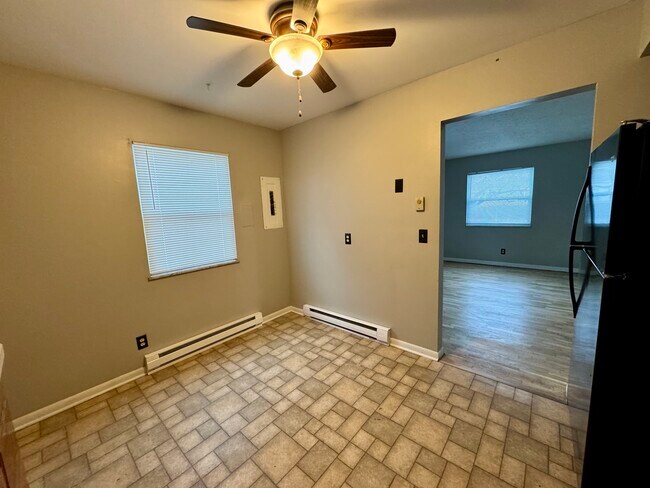 Foto del edificio - 4221 Watson Ave