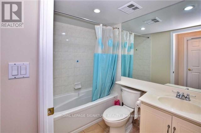 Photo du bâtiment - 168 Simcoe St