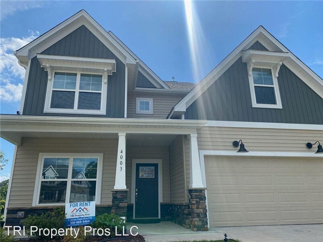 Foto principal - 4 br, 3 bath House - 4003 Crimson Wood Court