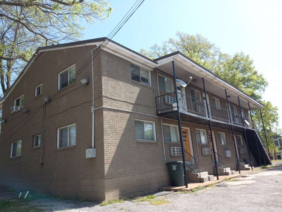 Primary Photo - 589 N 7th St