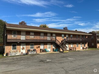 Building Photo - 103 Wildhurst Ave NE