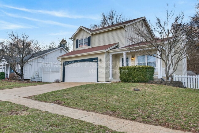 Building Photo - 1105 Treetop Village Dr