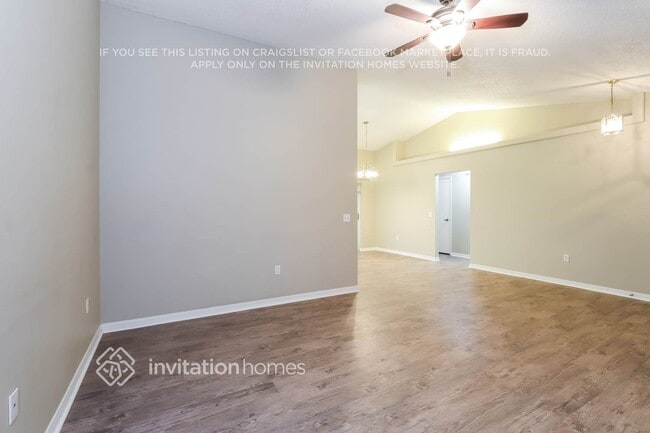 Foto del edificio - 7961 Kaitlin Cir