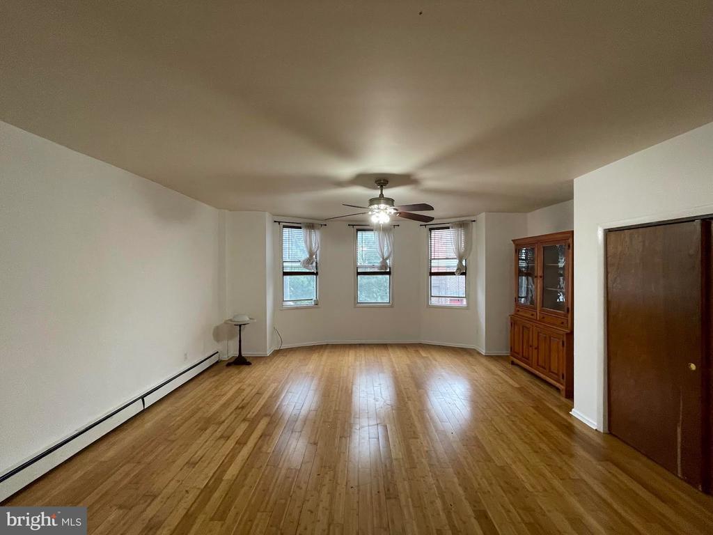 Foto principal - 935 E Passyunk Ave