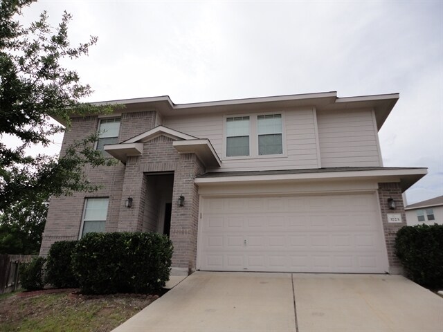 Foto principal - 3723 Holden Ct