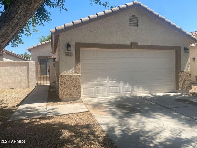 Building Photo - Awesome Home in Chandler!!