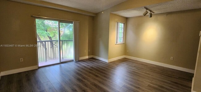Building Photo - 4151 N Haverhill Rd