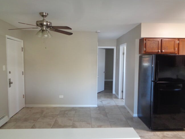 Foto del edificio - 8149 83rd Pl