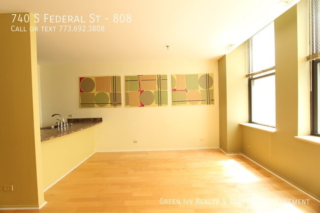 Photo - 740 S Federal St Apartment