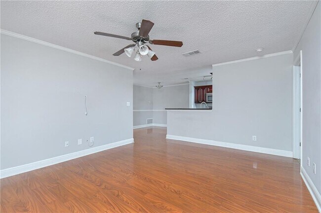 Foto del edificio - 3102 Santa Fe Pkwy