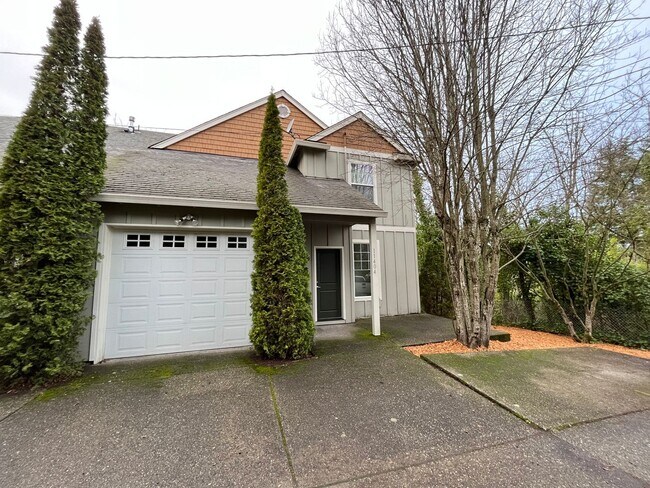 Foto del edificio - Charming West Portland Park 3 Bed + Den 2....