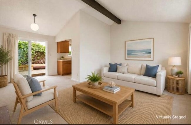 Building Photo - 325 Palisades Dr