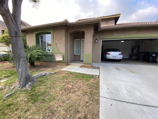 Foto del edificio - 13043 Acacia Ave